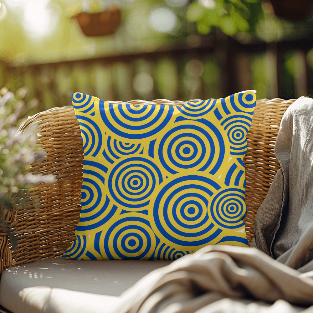 Reversible Circles Indoor/Outdoor Pillow