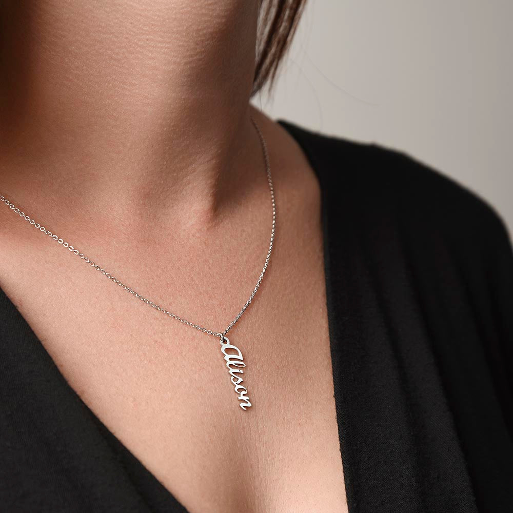 "Kinrae" Vertical Name Necklace w/o Message