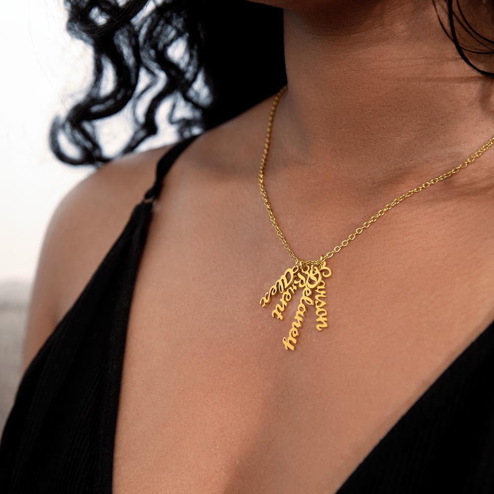"Kinrae" Vertical Name Necklace w/o Message