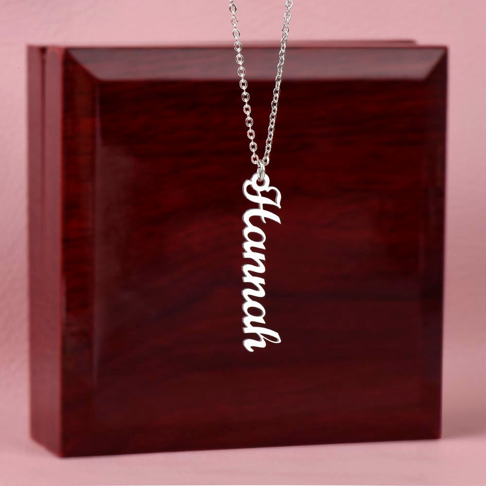 "Kinrae" Vertical Name Necklace w/o Message