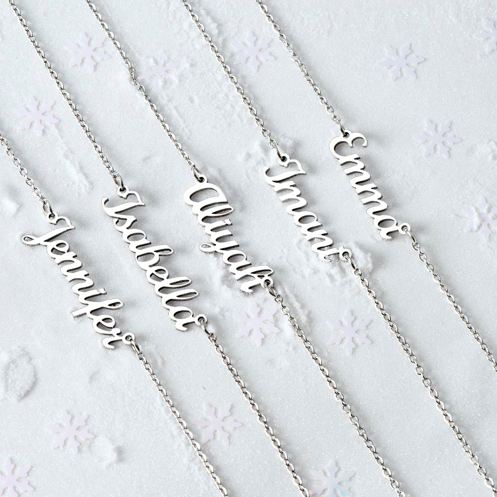 "Amori" Name Necklace