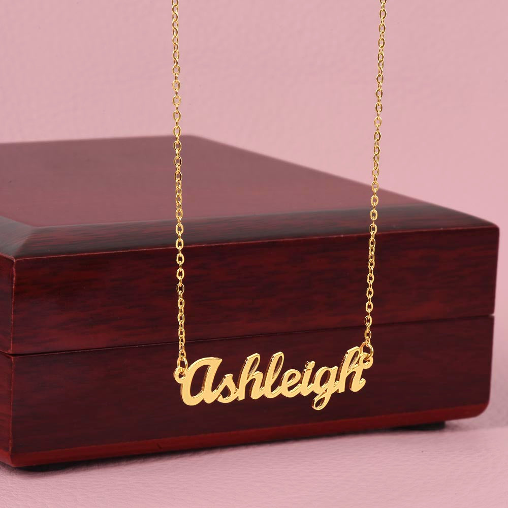"Amori" Name Necklace