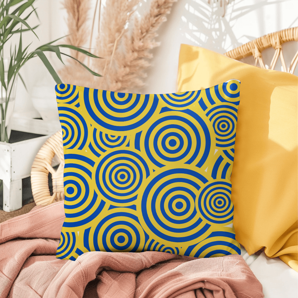 Reversible Circles Indoor/Outdoor Pillow